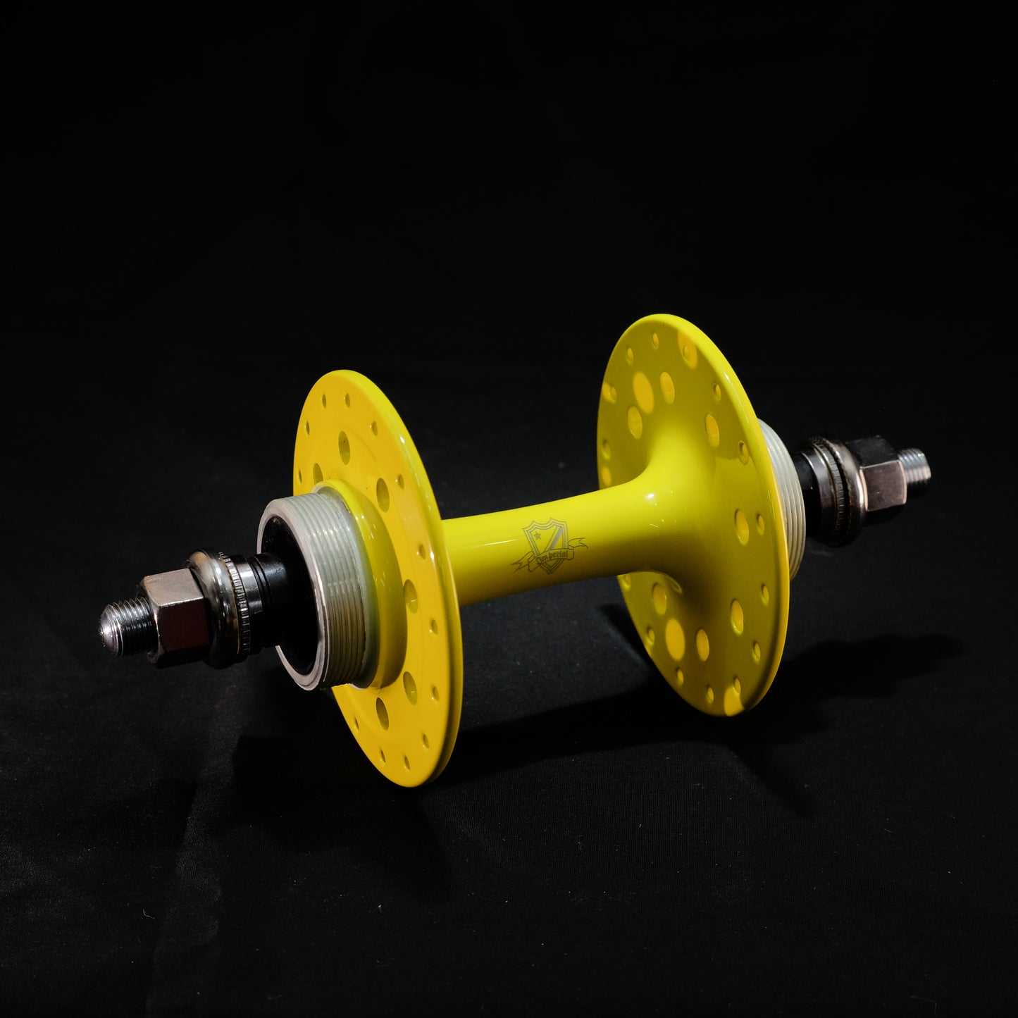 UA Imperial REAR HUB 32H YELLOW