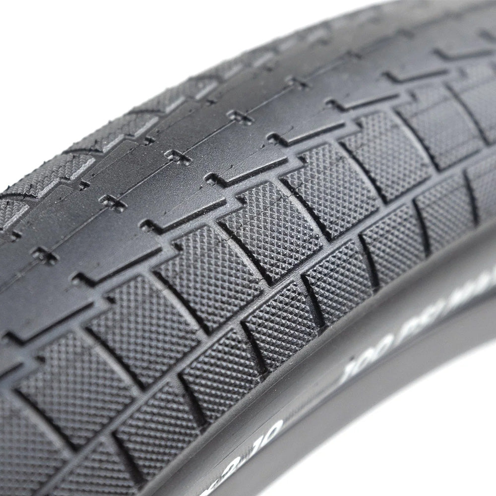ODYSSEY SUPER CIRCUIT TIRE
